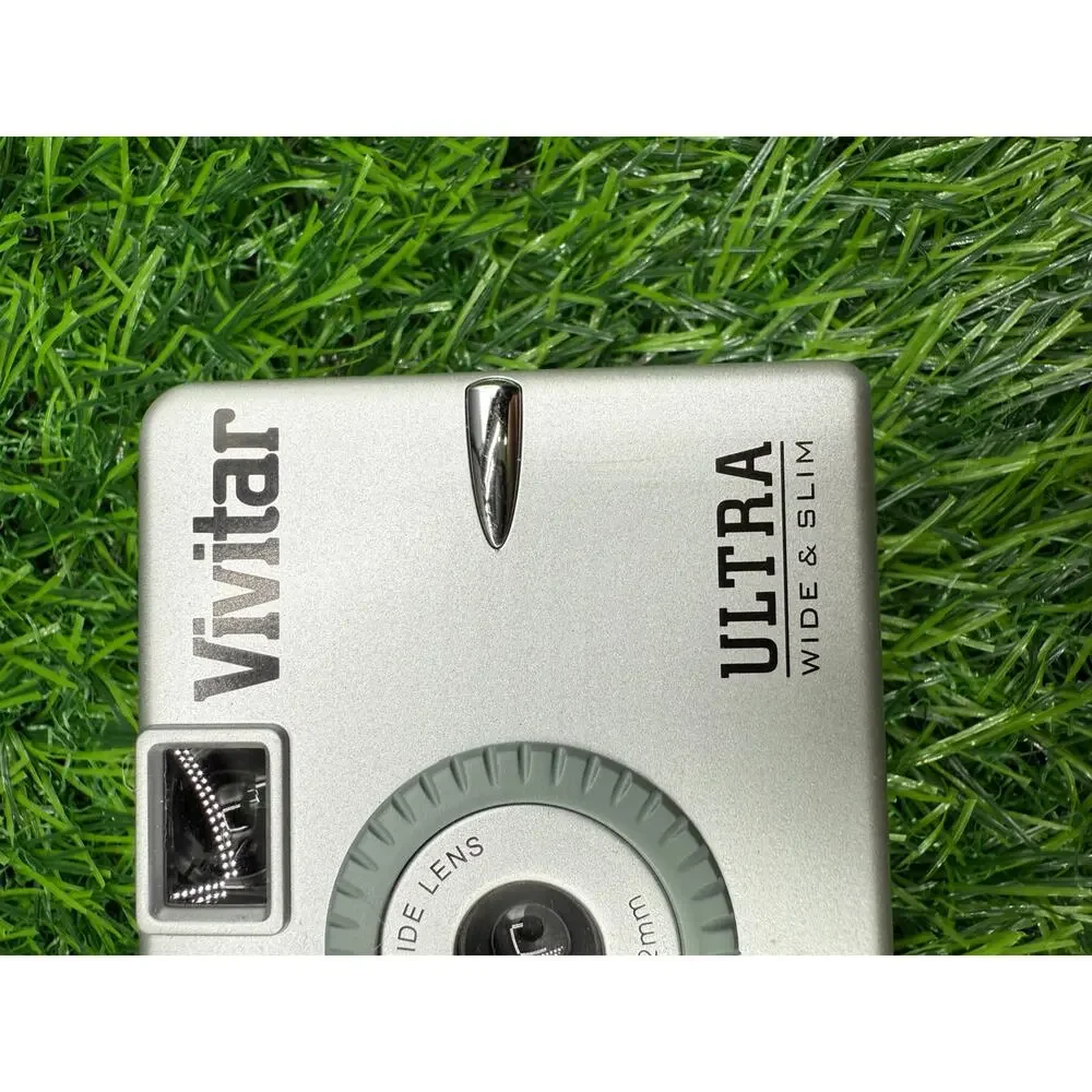 Vivitar Ultra Wide & Slim 35mm Film Camera - never used